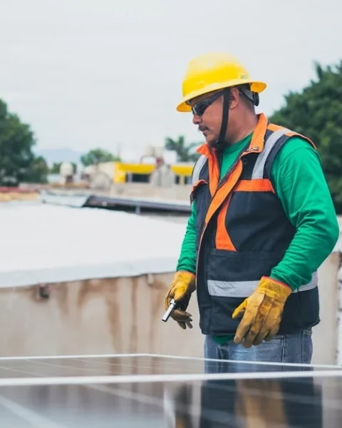 How Does Solar Energy Work Naturally? A Simple Guide