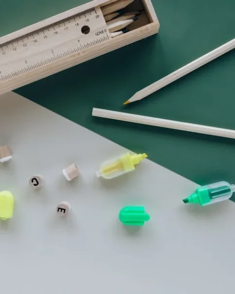 Discover the top 10 gadgets for home office comfort