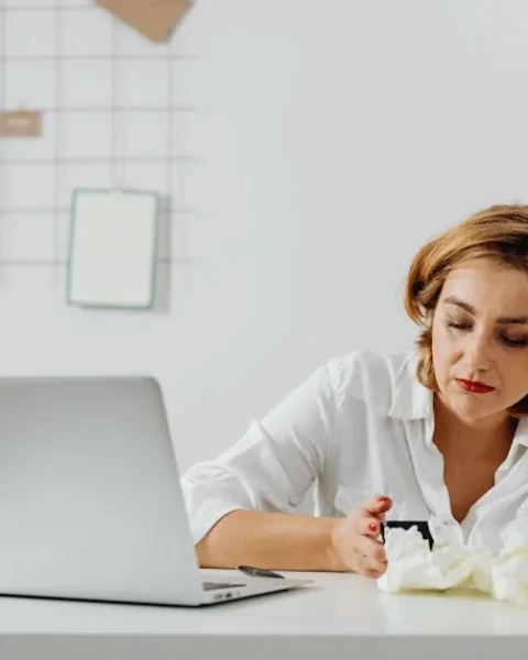 Know When to Take a Break from Work and Boost Productivity